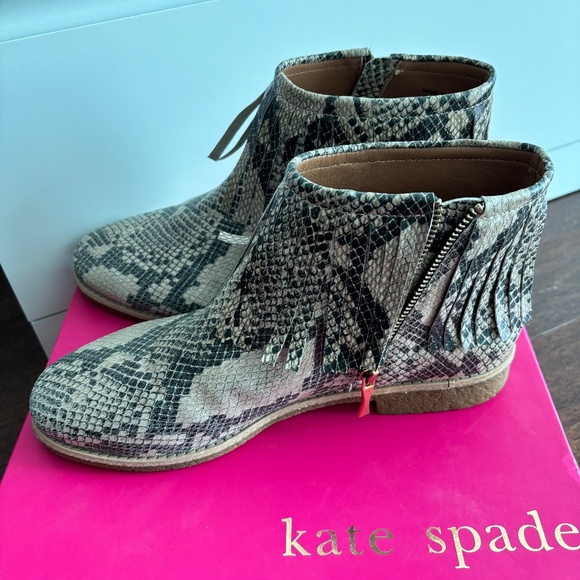 NEW Kate Spade leather boots, Size 10M - Picture 4 of 5